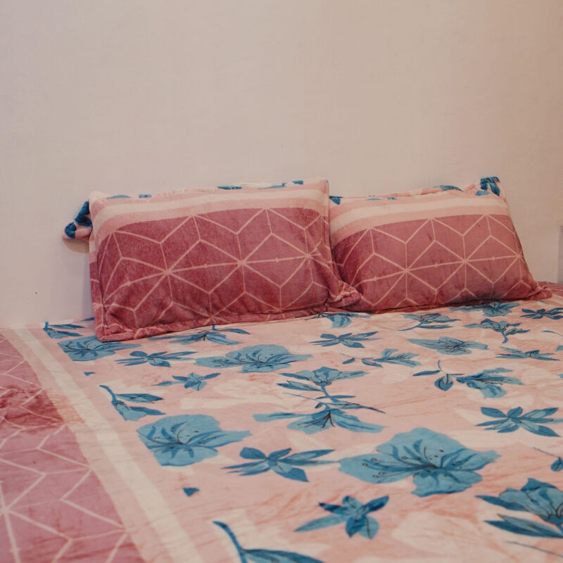 Blue & White Ethnic Motif Bedsheet with 2 Pillow Covers - Image 2