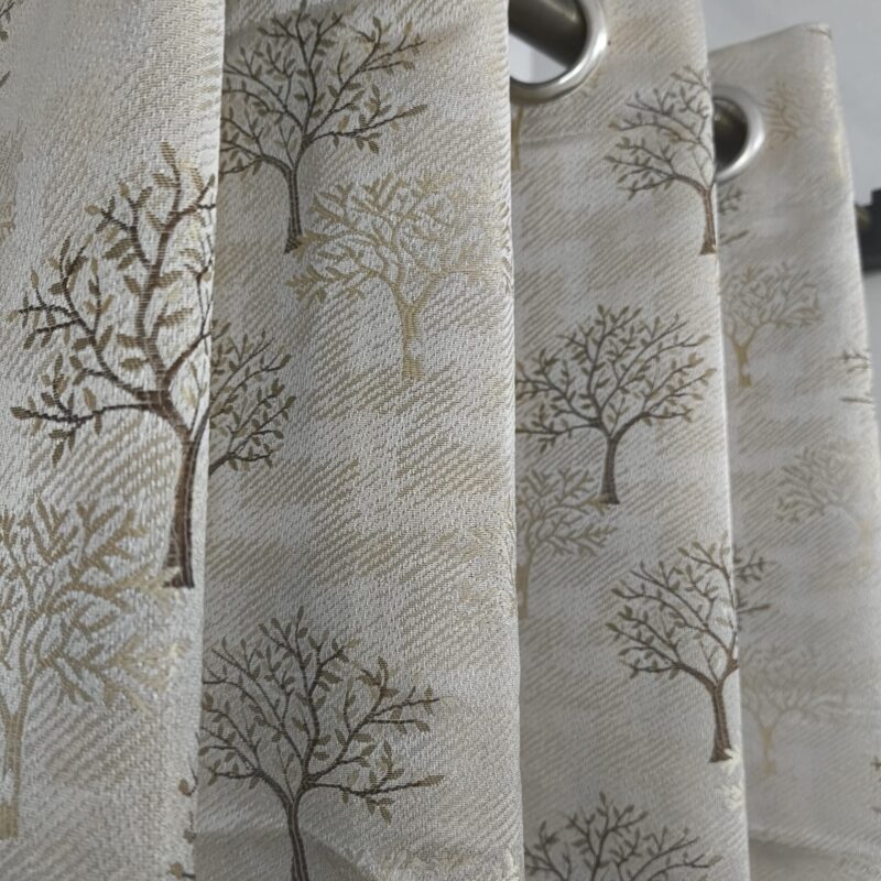 Double tree brown curtain 7 feet